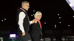 Zmarzlik i spółka w opałach. Wagony pieniędzy dla najgroźniejszych rywali