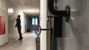 Na utrzymanie więźnia w Polsce składa się wiele elementów. 