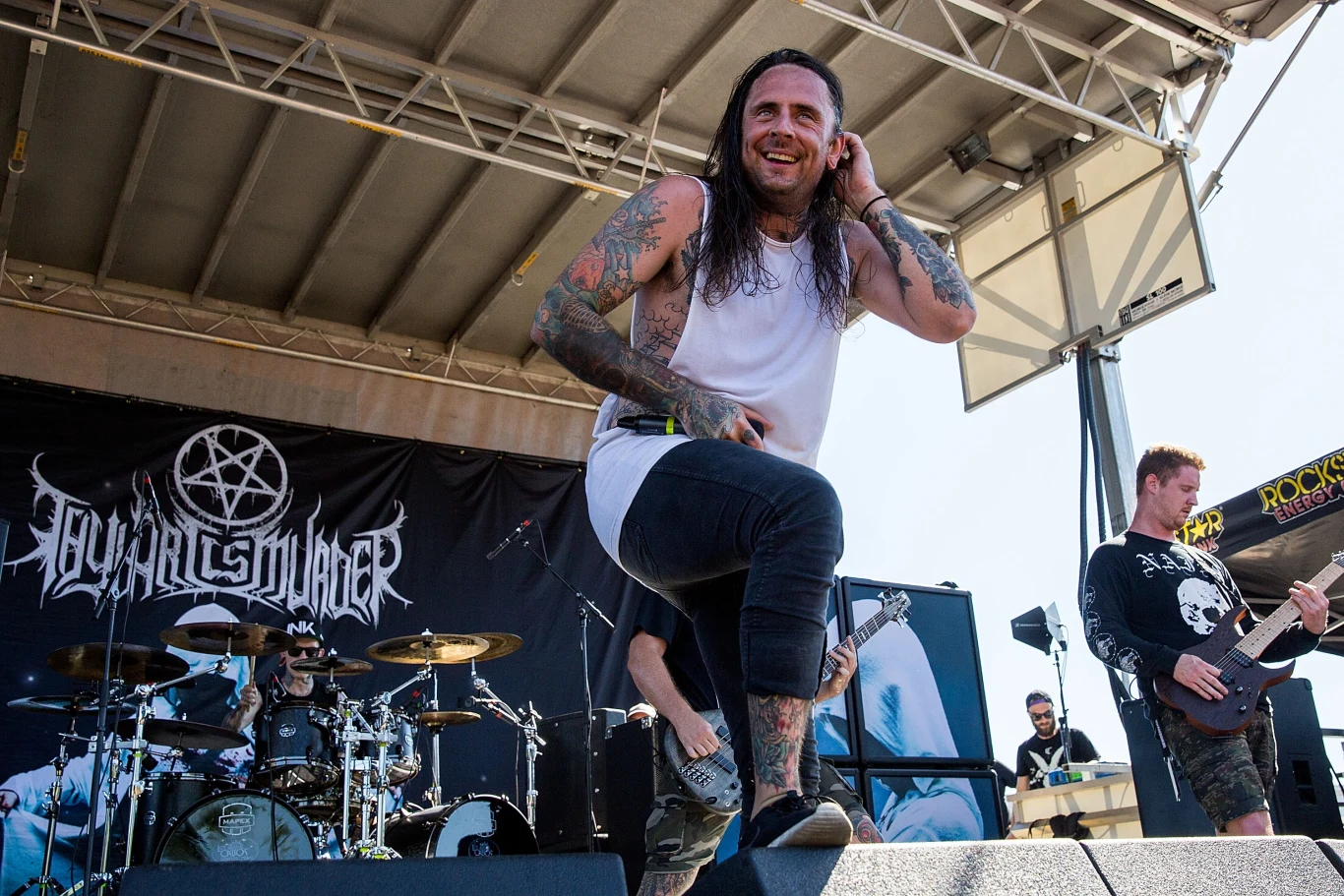 Chris "CJ" McMahon nie jest już wokalistą Thy Art Is Murder Chris "CJ" McMahon nie jest już wokalistą Thy Art Is Murder