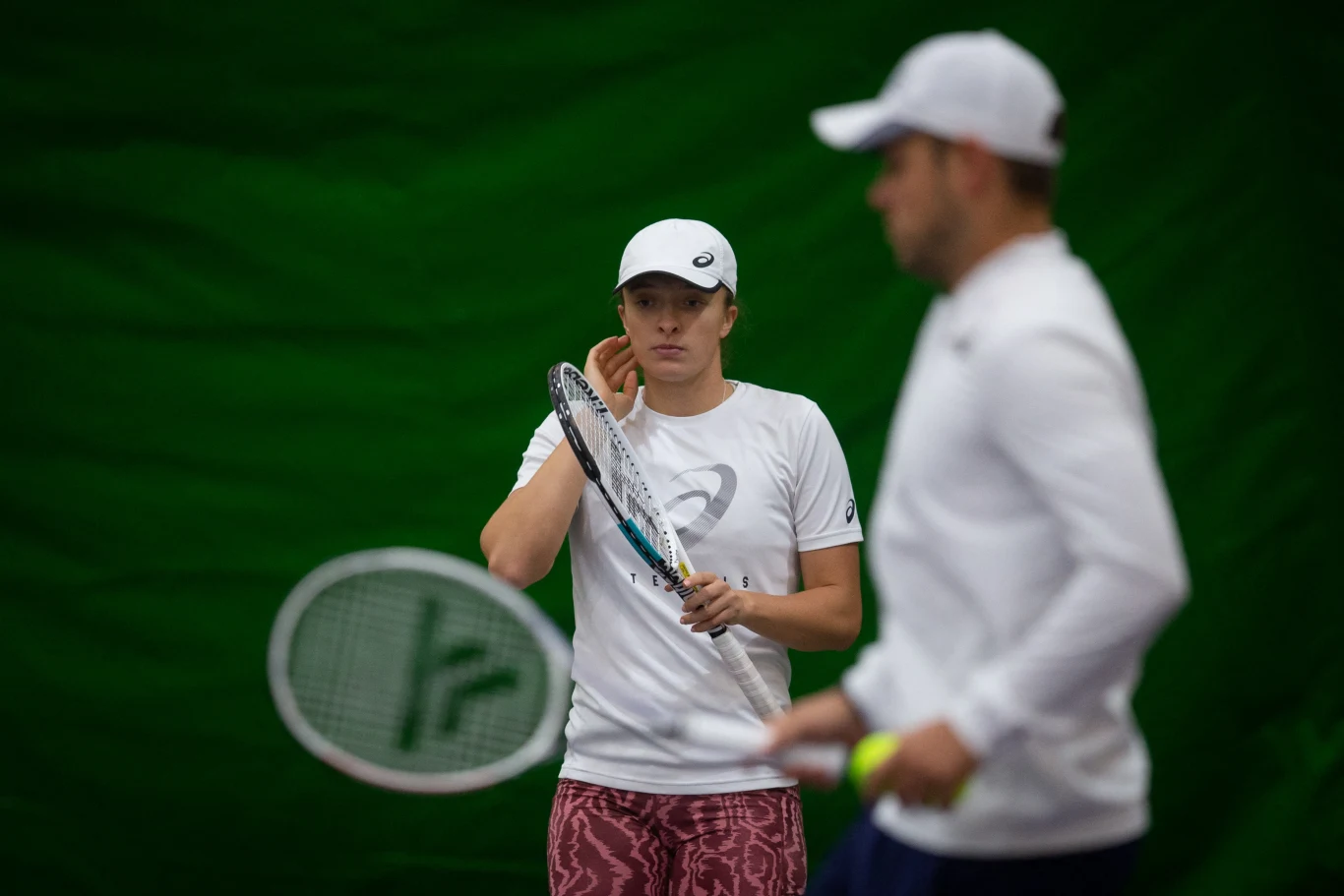 Iga Świątek i Piotr Sierzputowski