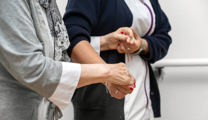 Złamanie biodra, zwłaszcza u seniora, może mieć poważane konsekwencje zdrowotne