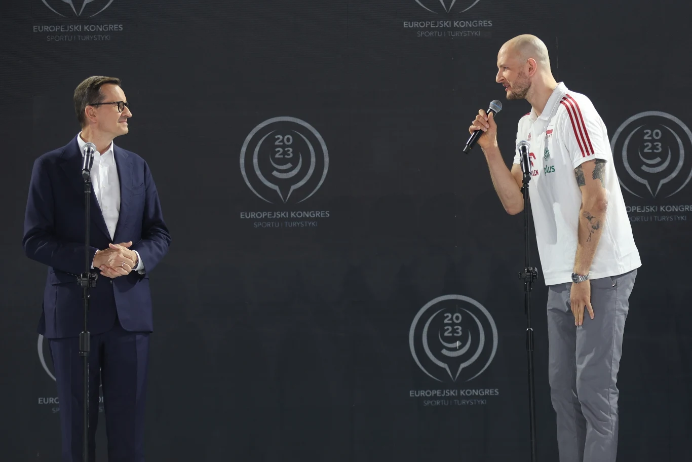 Bartosz Kurek i premier Mateusz Morawiecki