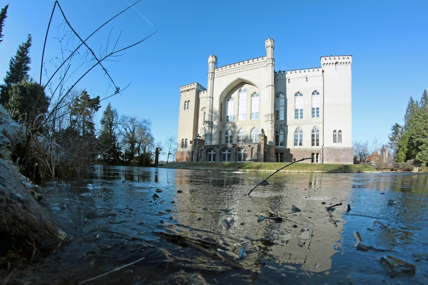 Ukończenie budowy zamku szacuje się na rok 1430 Ukończenie budowy zamku szacuje się na rok 1430
