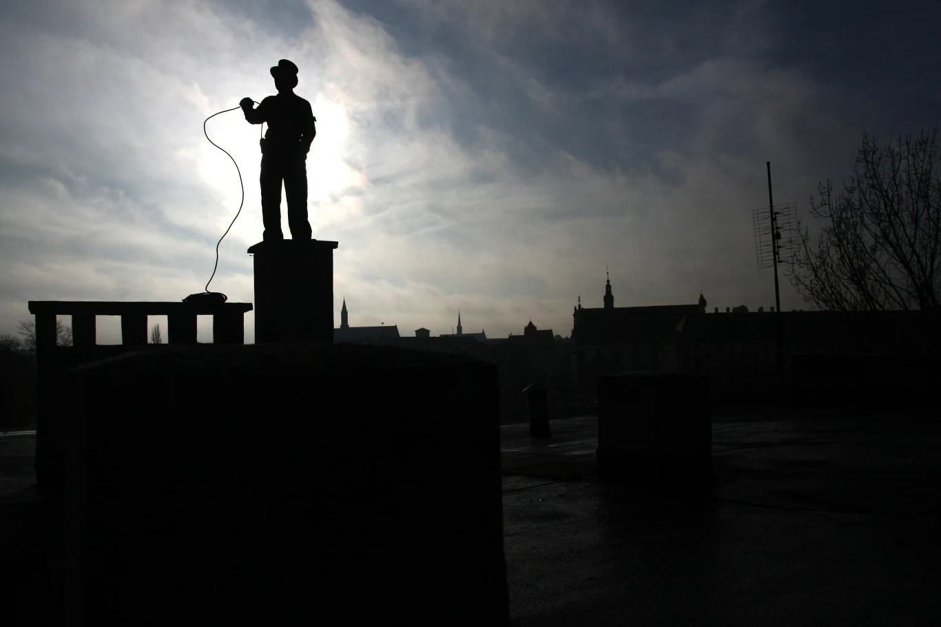 Prawdziwi kominiarze nigdy nie żądają pieniędzy za wykonane usługi w blokach mieszkalnych od ich mieszkańców