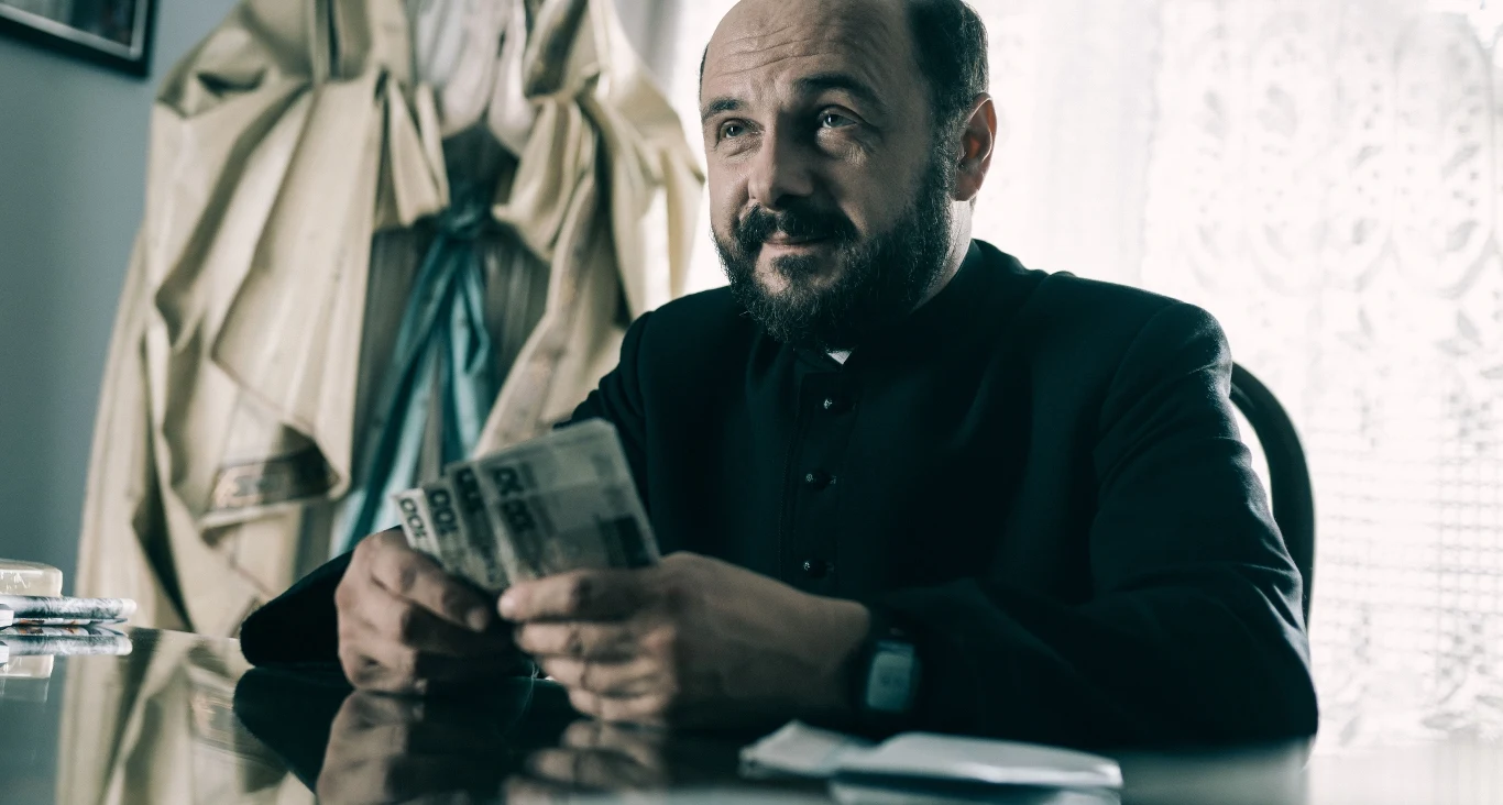 Arkadiusz Jakubik w filmie "Kler" Arkadiusz Jakubik w filmie "Kler"