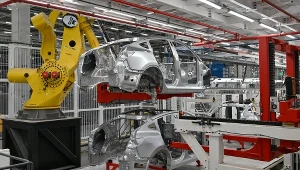 Tesla szuka nowych pracowników z Polski. Gigant z Ameryki przyjdzie na Targi Pracy do Szczecina