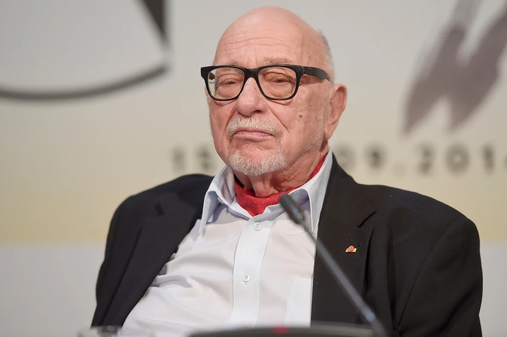 Jerzy Hoffman podzielił się wrażeniami z nowej wersji "Znachora" Jerzy Hoffman podzielił się wrażeniami z nowej wersji "Znachora"