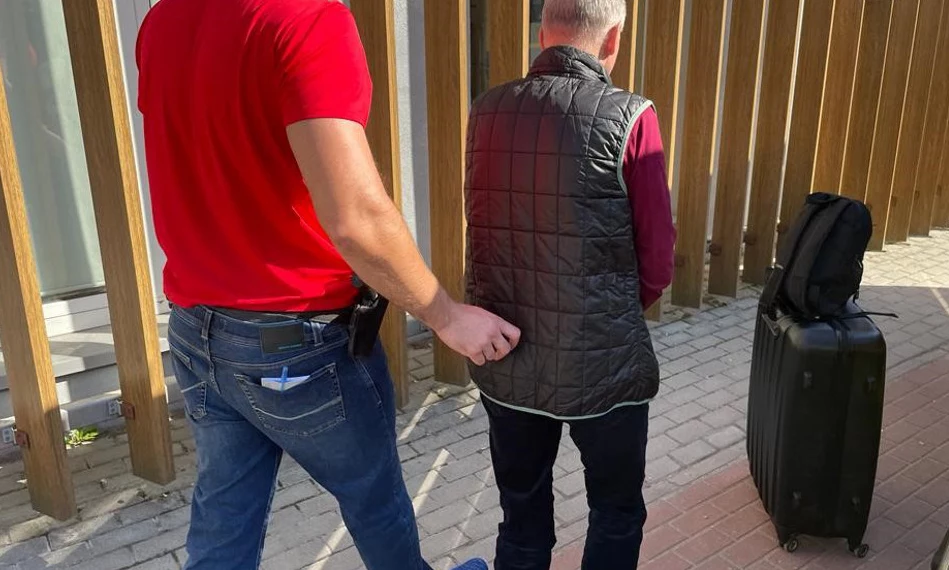"Arystokrata", zamiast w swoich rzekomych, hiszpańskich posiadłościach, jest teraz w warszawskim areszcie "Arystokrata", zamiast w swoich rzekomych, hiszpańskich posiadłościach, jest teraz w warszawskim areszcie