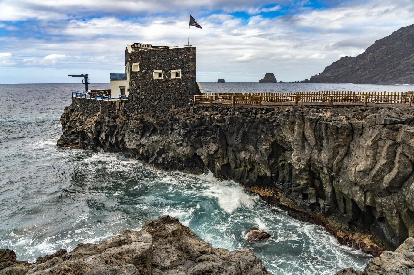 Cena za weekend w 2-gwiazdkowym hotel Hotelu Puntagrande niejednego Polaka przyprawiłaby o zawrót głowy Cena za weekend w 2-gwiazdkowym hotel Hotelu Puntagrande niejednego Polaka przyprawiłaby o zawrót głowy