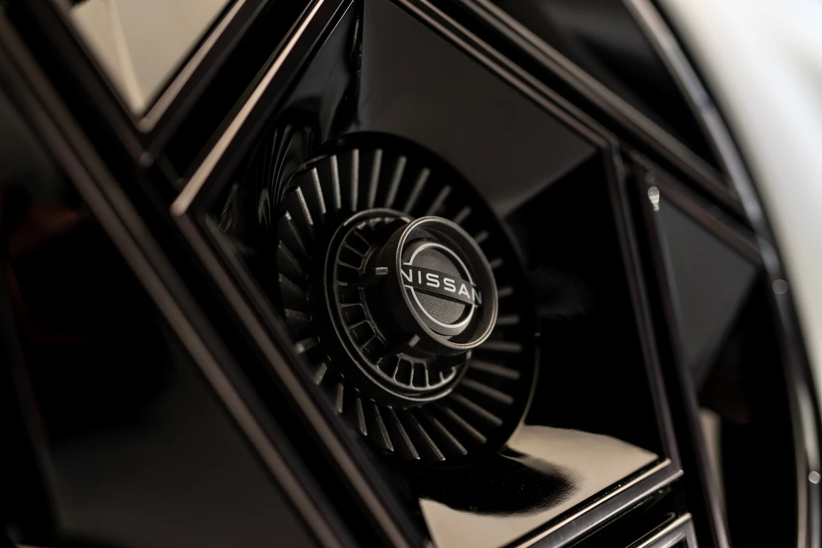 Nissan Concept 20-23