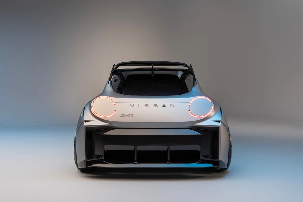 Nissan Concept 20-23