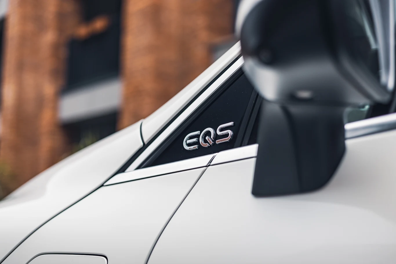 Mercedes-Benz wstrzymuje rozwój platformy MB.EA-Large dla elektrycznych sedanów i SUV-ów Mercedes EQS SUV 580 4MATIC