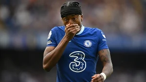 Gwiazdor Premier League "leczył" kontuzję w klubie nocnym. Kibice oburzeni