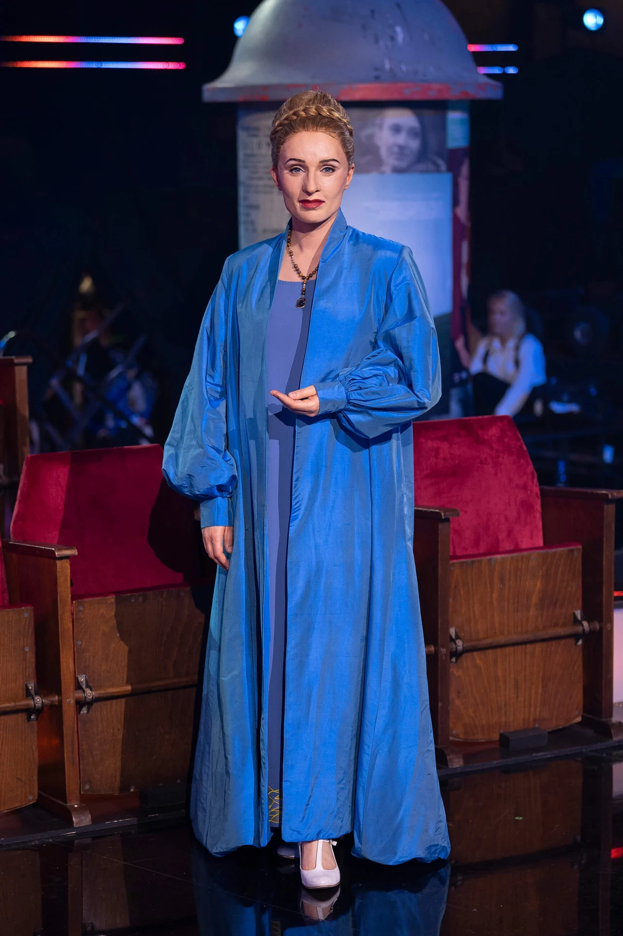 "Twoja Twarz Brzmi Znajomo". Ewelina Flinta jako Lisa Gerrard "Twoja Twarz Brzmi Znajomo". Ewelina Flinta jako Lisa Gerrard