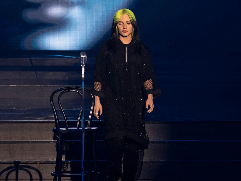 "Twoja Twarz Brzmi Znajomo". Kuba Szmajkowski jako Billy Eilish