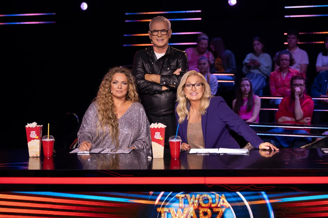 "Twoja Twarz Brzmi Znajomo". Jury show: Joanna Liszowska, Robert Janowski, Małgorzata Walewska