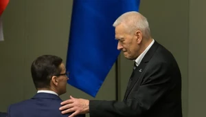 Premier Mateusz Morawiecki i Kornel Morawiecki w Sejmie w 2017 roku