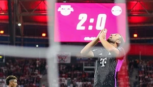 Bayern zgubił punkty w hicie. Następca Lewandowskiego ruszył na ratunek