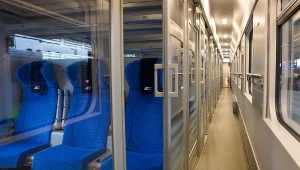 W pociągu interweniowali najpierw policjanci, a potem strażacy