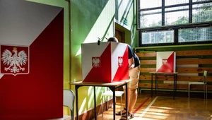 "Podobno jak nie głosujesz, nie możesz narzekać. No właśnie wtedy możesz. Jak głosowałeś  to nie możesz. Chciałeś to masz" - pisze Robert Gwiazdowski 