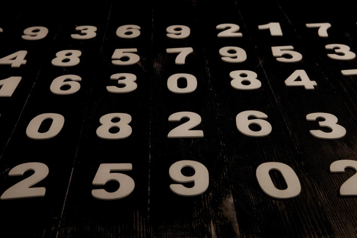 Zdaniem numerologów każda cyfra ma swoje znaczenie. Niektóre są pechowe, inne przynoszą szczęście