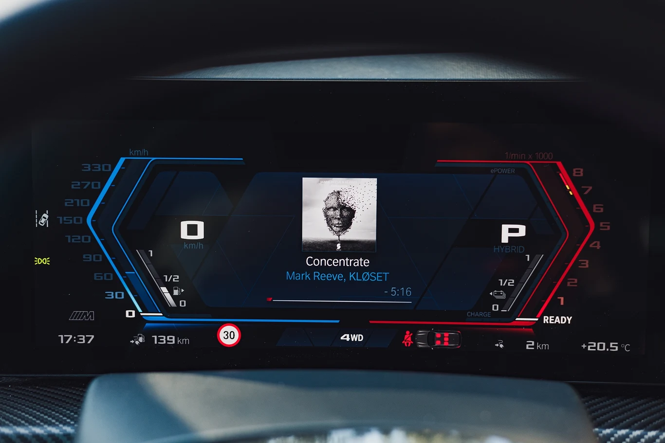 BMW XM