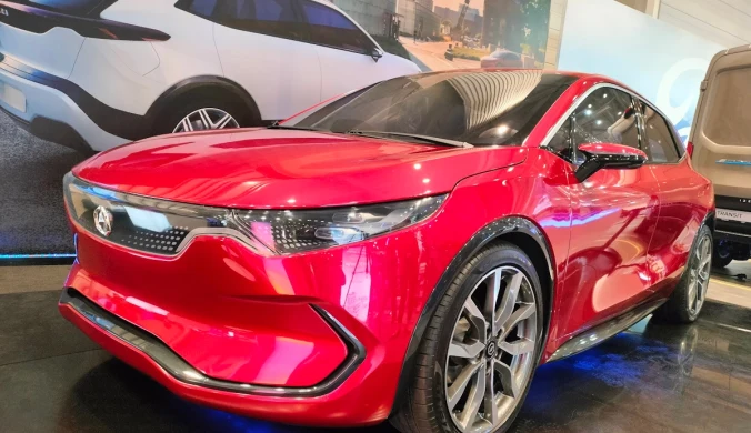 ElectroMobility Poland otrzymało przelew na blisko 4,5 mld zł od Narodowy Fundusz Ochrony Środowiska i Gospodarki Wodnej. Projekt polskiego samochodu elektrycznego wreszcie ruszy z kopyta?