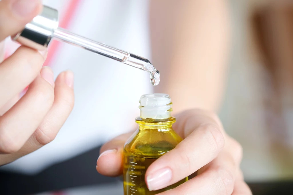Dlaczego warto stosować olejek z ogórecznika?
