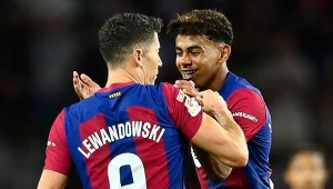 Robert Lewandowski i Lamine Yamal