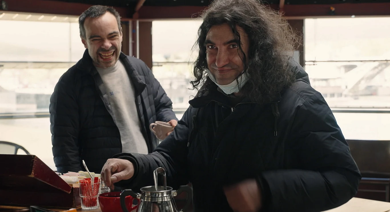 Kadr z filmu "Adamant"