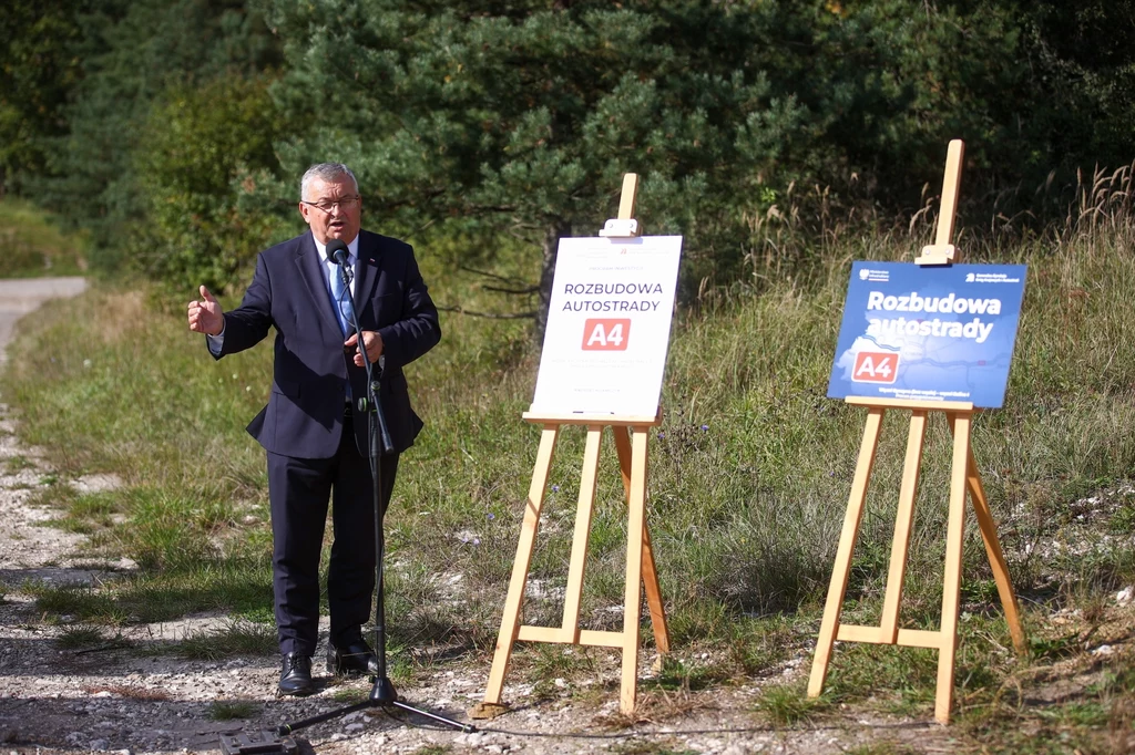 Minister infrastruktury Andrzej Adamczyk