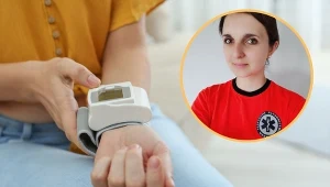 Nagły skok ciśnienia może być spowodowany silną reakcją na stres, chorobami tarczycy a nawet kręgosłupa