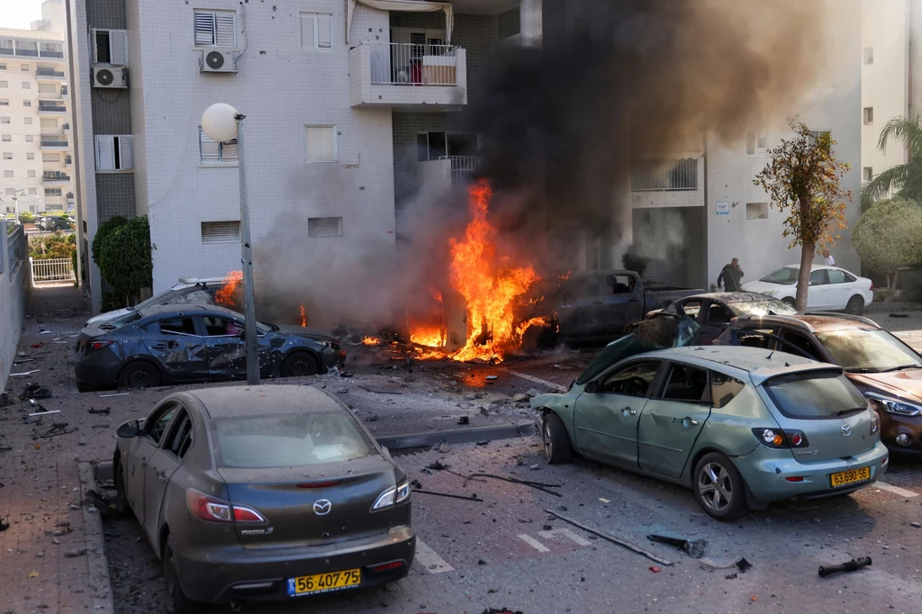 Aszkelon, Izrael, 7 października. Tego dnia radykalne ugrupowanie palestyńskich bojowników - Hamas - rozpoczęło działania zbrojne na terytorium Izraela. W pierwszej wazie wystrzelono ponad 2 tys. rakiet