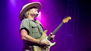 Philip Sayce na scenie Rawa Blues Festival 2023