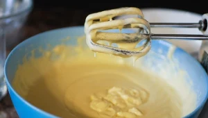 Kogel mogel zawiera w sobie mnóstwo witamin, minerałów oraz aminokwasów wykazujących działanie przeciwnowotworowe