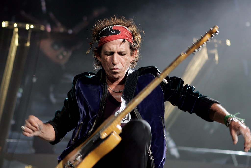 Keith Richards podczas jednego z koncertów w 2006 roku