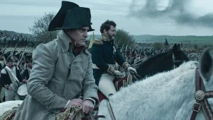 Joaquin Phoenix w filmie "Napoleon"