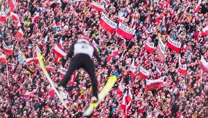 Kurczy się widownia skoków. Polska na czele. Niesamowite Zakopane
