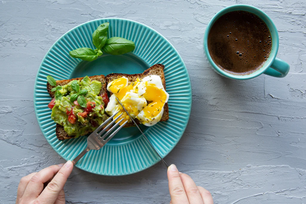 Regularne pomijanie śniadań może mieć wiele przykrych konsekwencji zdrowotnych Regularne pomijanie śniadań może mieć wiele przykrych konsekwencji zdrowotnych