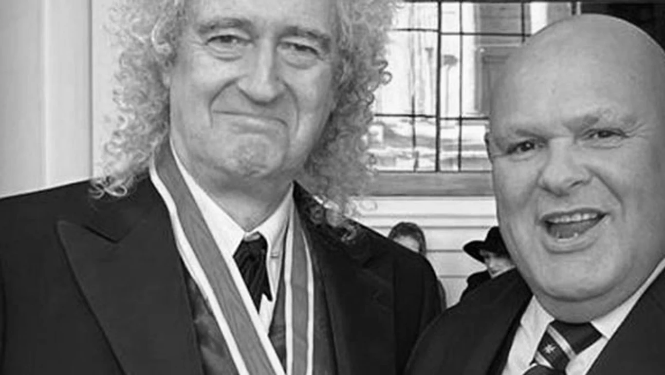 Brian May pogrążony w żałobie po śmierci przyjaciela Brian May pogrążony w żałobie po śmierci przyjaciela