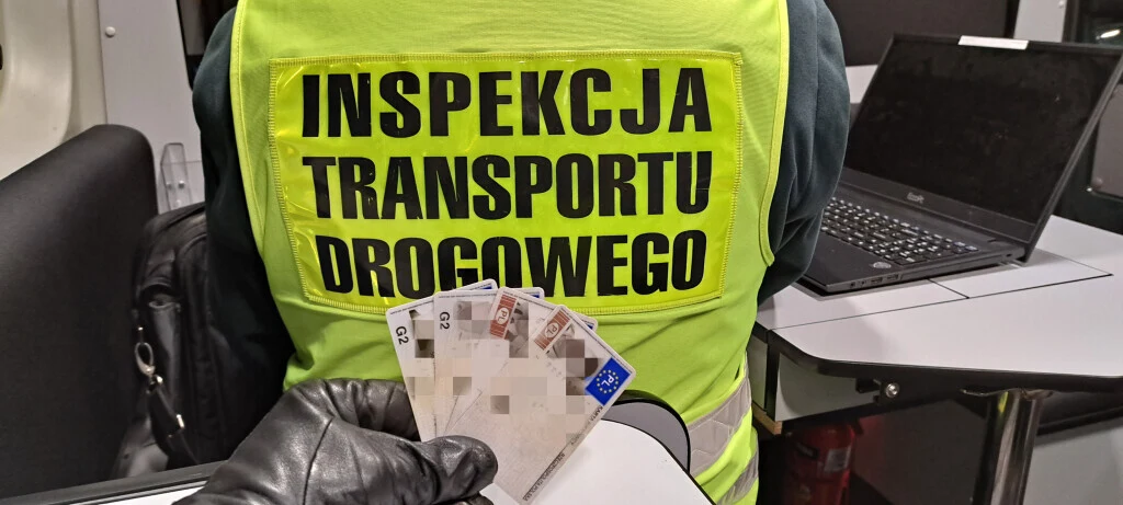 "Przypadkowe" kontrole ITD nie muszą być dziełem przypadku. Tak działa system DSRC "Przypadkowe" kontrole ITD nie muszą być dziełem przypadku. Tak działa system DSRC