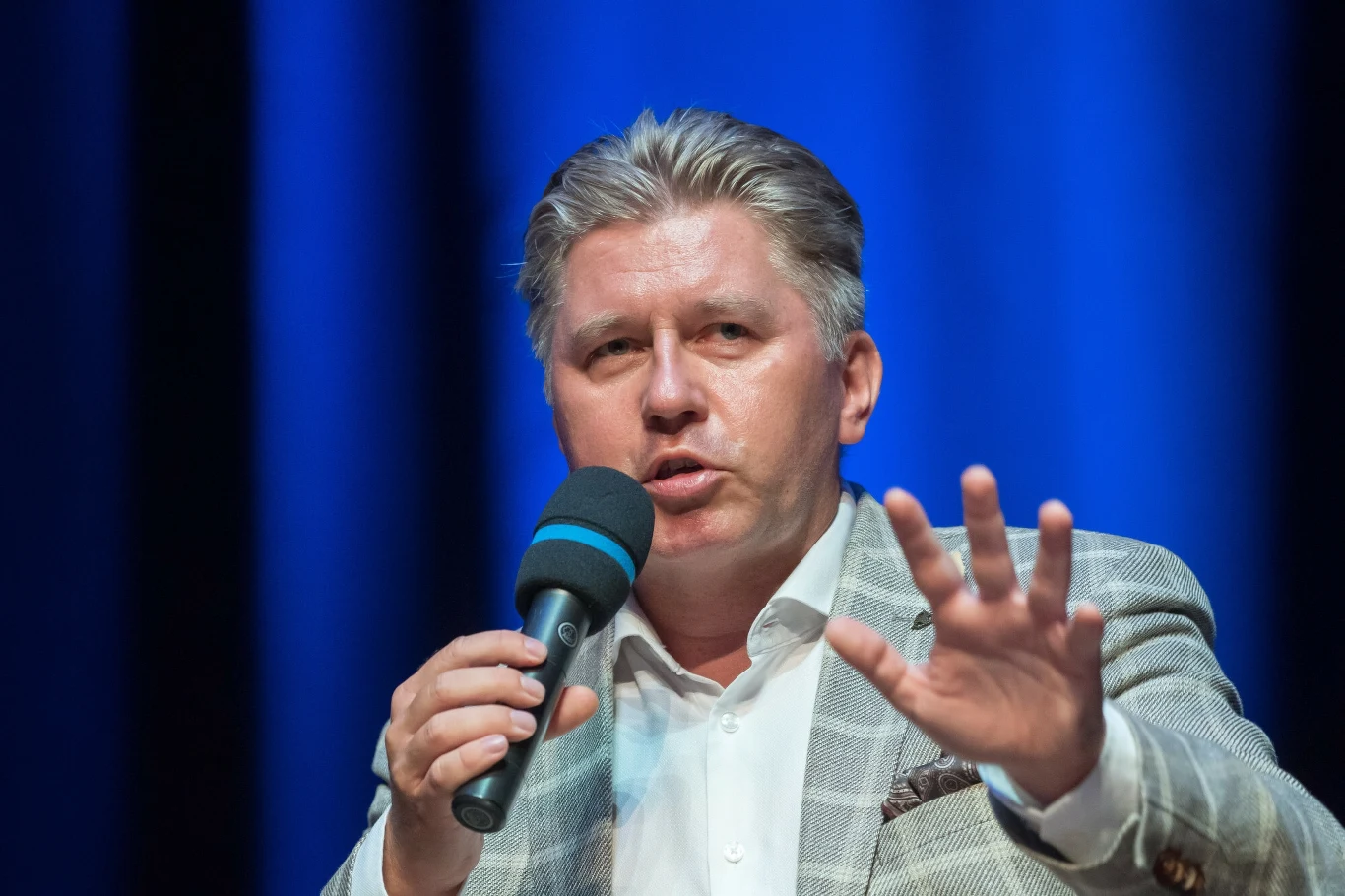 Znany komentator i prawnik Marcin Matczak, ojciec Maty.