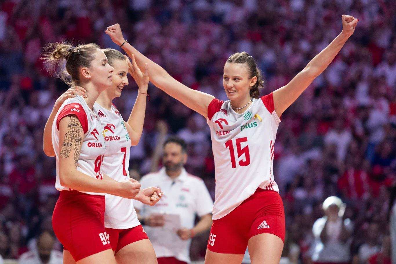 Martyna Czyrniańska (z numerem 15) w barwach reprezentacji Polski