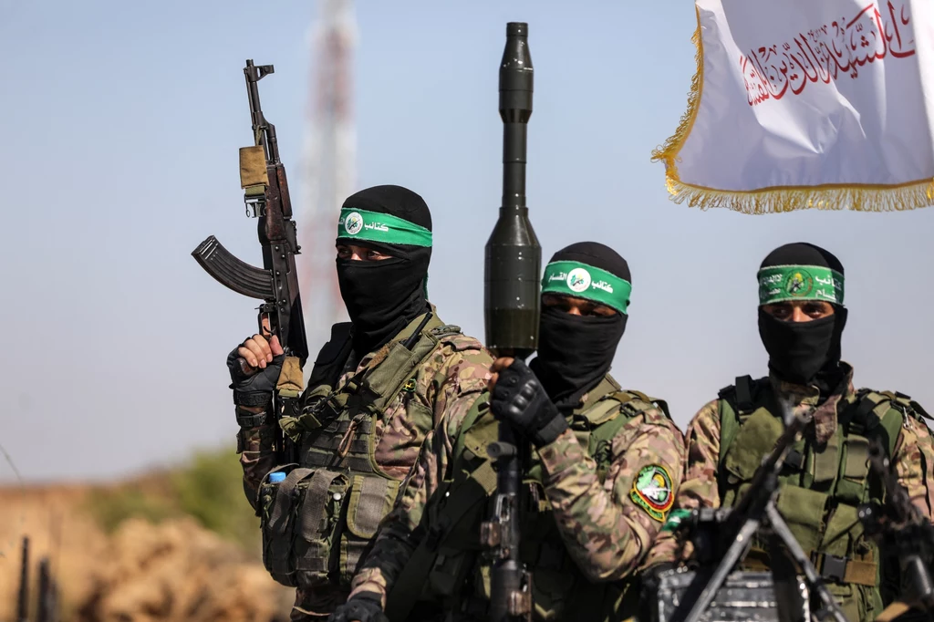 Hamas to jedna z najbogatszych organizacji terrorystycznych na świecie. Skąd ma pieniądze?