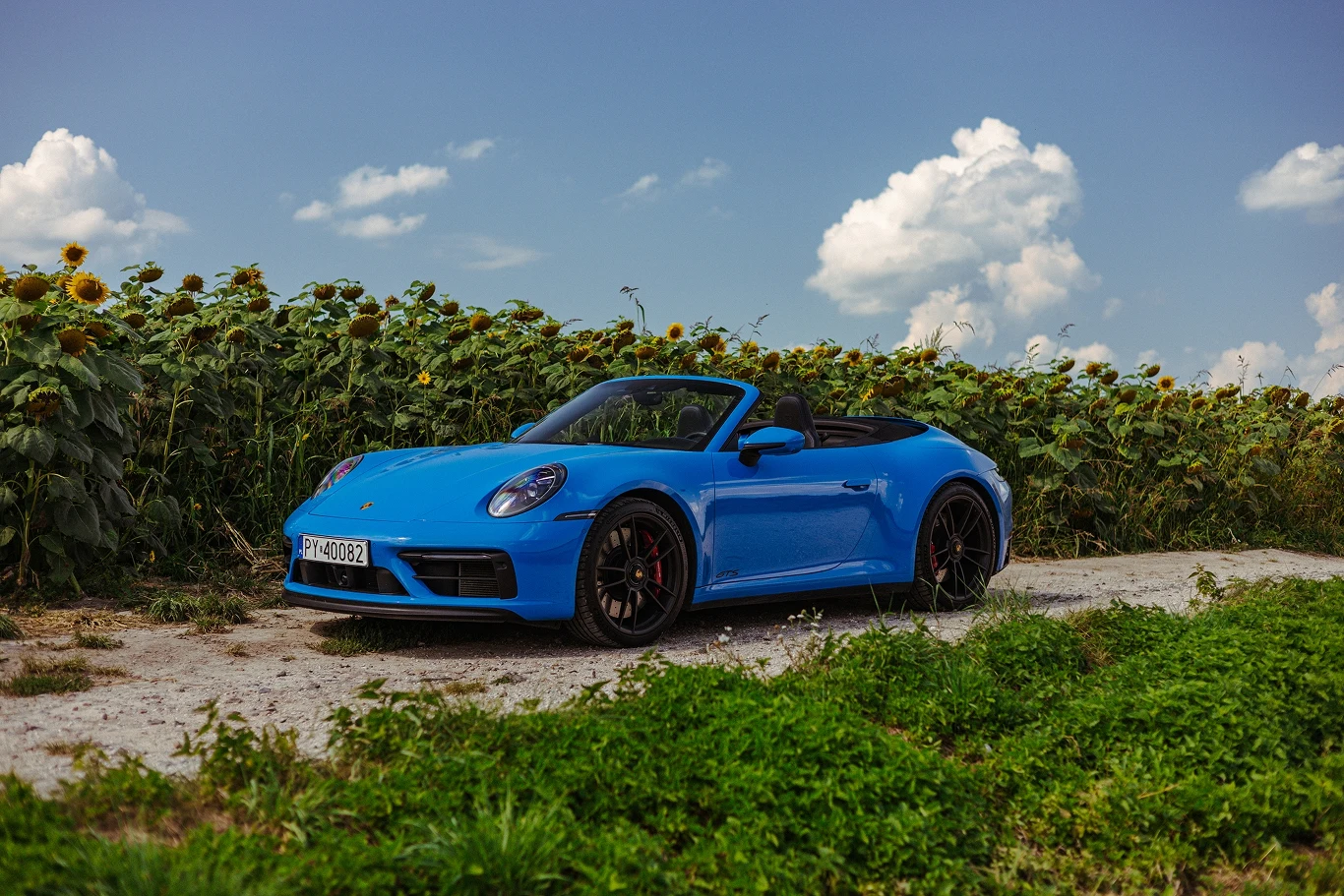 Porsche 911 Carrera 4 GTS Cabriolet Porsche 911 Carrera 4 GTS Cabriolet