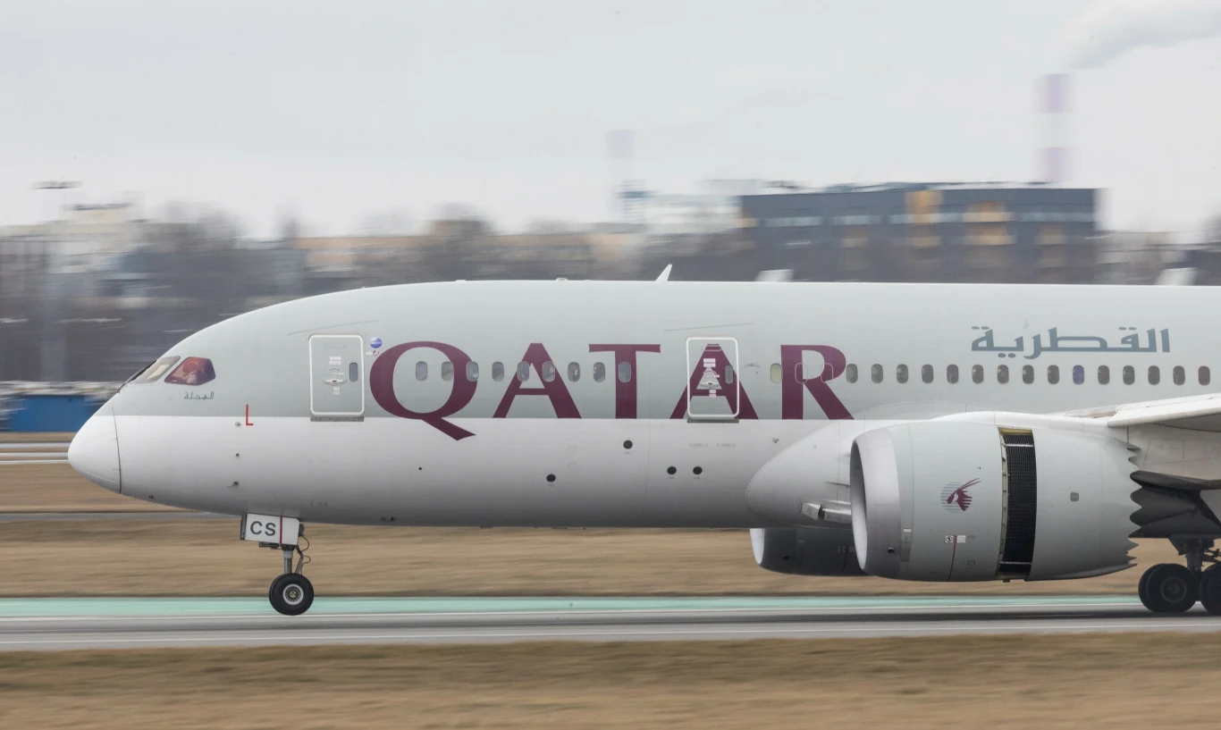 Qatar i SpaceX łączą siły. Qatar i SpaceX łączą siły.