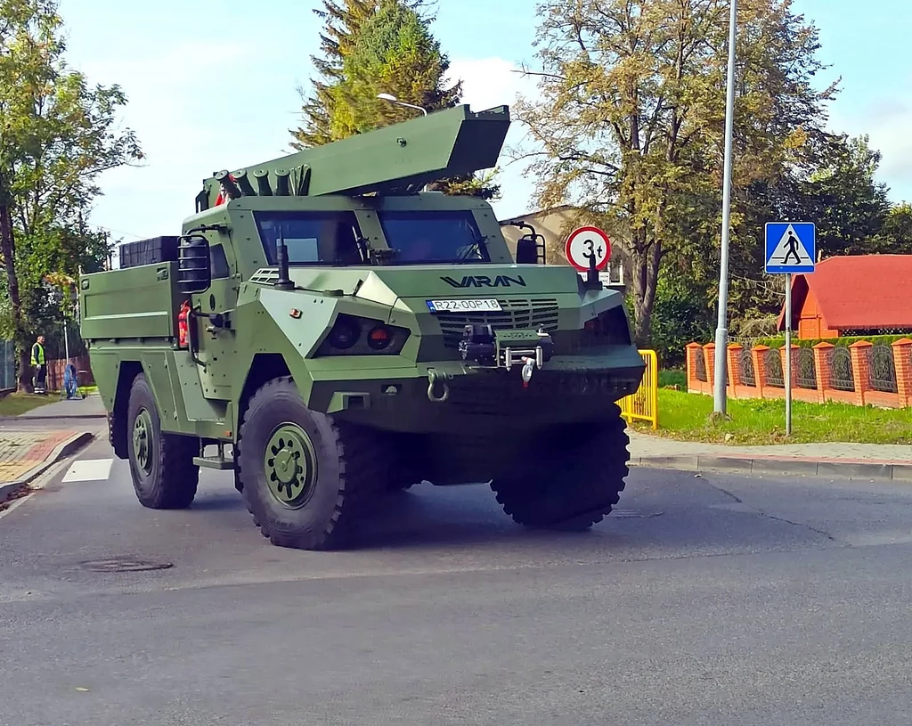 Waran z Autosanu z wyrzutnią dronów systemu Gladius / fot. Huta Stalowa Wola S.A. Oddział Autosan w Sanoku