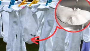 Wsyp 3 łyżki do prania, a szare skarpetki przestaną być problemem. To naturalny wybielacz za grosze