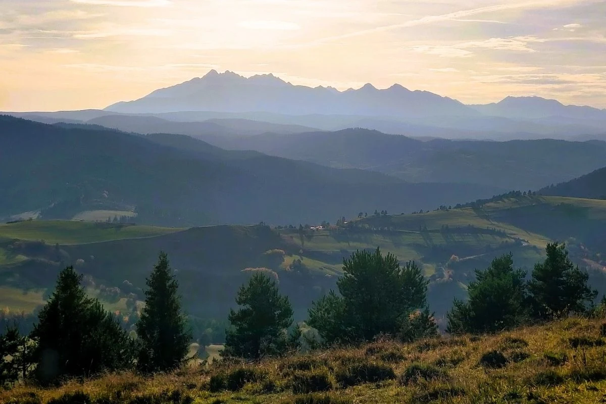 Widok z Wysokiego Wierchu pod koniec dnia Widok z Wysokiego Wierchu pod koniec dnia