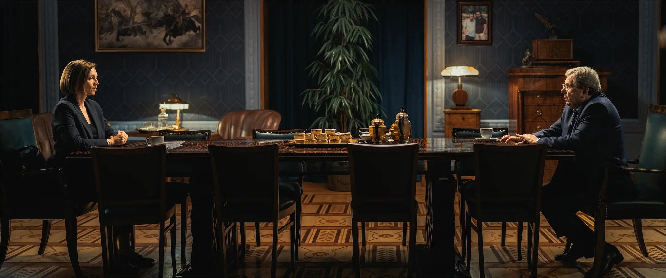 Magdalena Boczarska i Janusz Gajos w filmie "Różyczka 2"